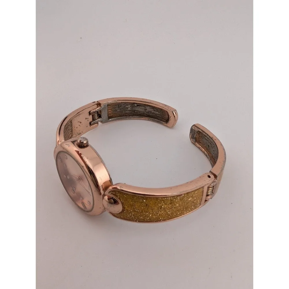 Avon Pretty As A Diamond Rose Gold Bangle Watch 27mm‎ Case- New Battery